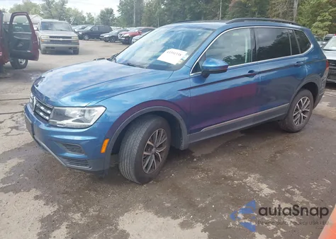 2020 Volkswagen Tiguan 2.0T Se/2.0T Se R-Line Black/2.0T Sel z USA, uszkodzony, nr VIN 3VV3B7AX6LM129522